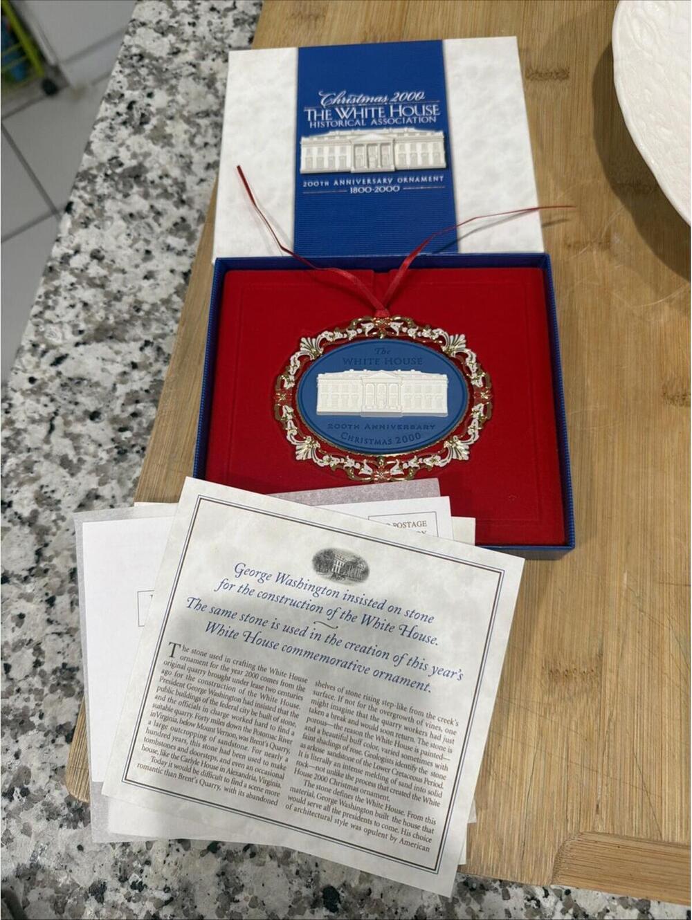 2000 White House Historical Association 200th Anniversary Christmas Ornament Box